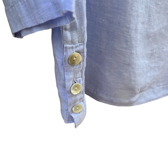 Tahari Blue 100% Linen V-neck Top Shell Button Detail 3/4 Sleeves EUC Size L - Picture 5 of 6